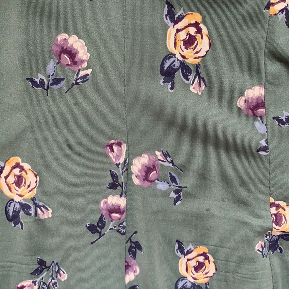 Alpha | Floral Dress - Picture 5 of 5